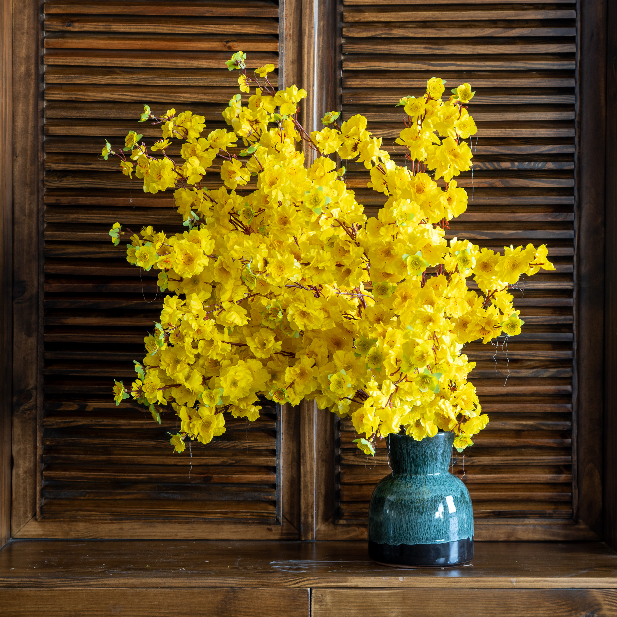 CÀNH MAI TRANG TRÍ